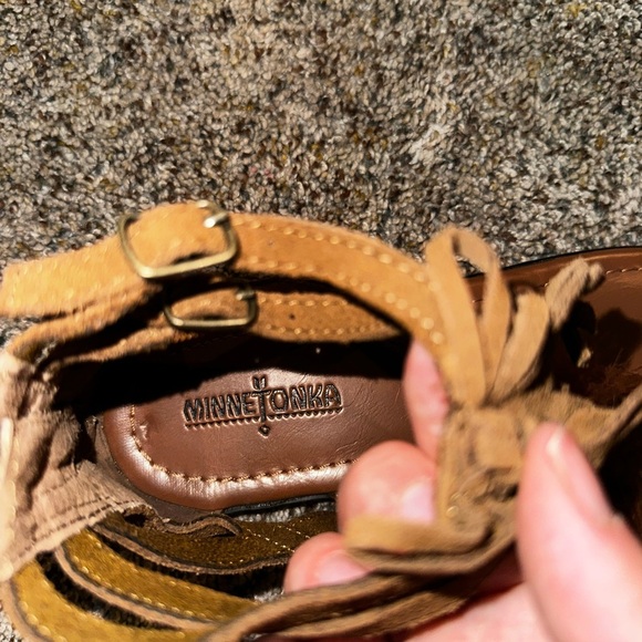 Minnetonka Tan Leather Sandals - Picture 2 of 6